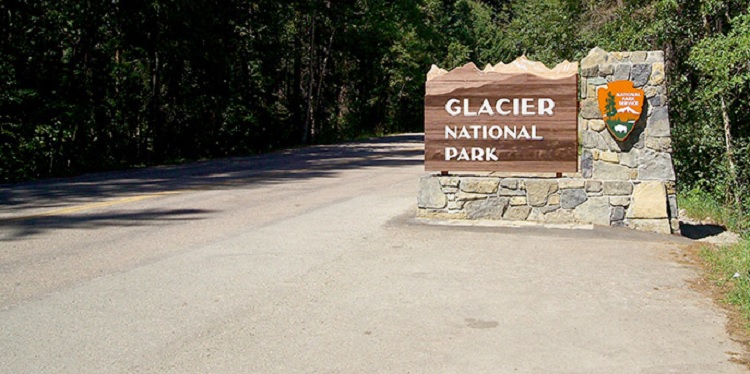 Glacier Park Sign